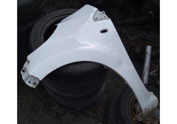 Крило переднє ліве Citroen C1, Peugeot 107